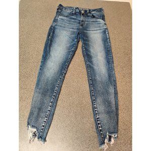 American Eagle Next Level Stretch X Jeans Size 6